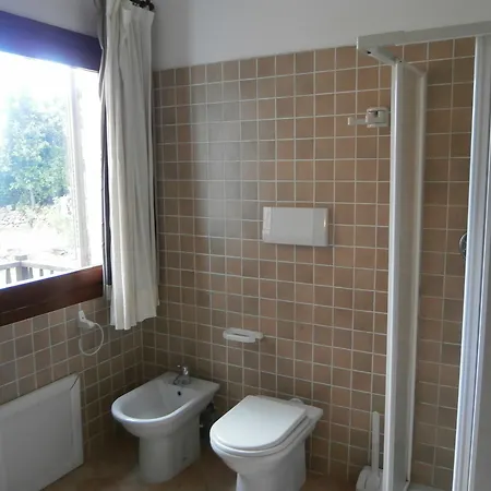 Domus Aparthotel 3*